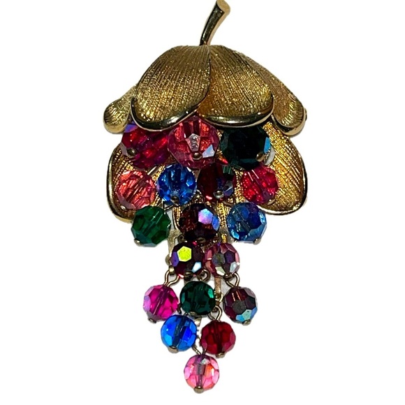 Trifari Crystal Dangle Grapes Gold Tone Brooch, Vintage 1960s, Rare - Picture 1 of 4